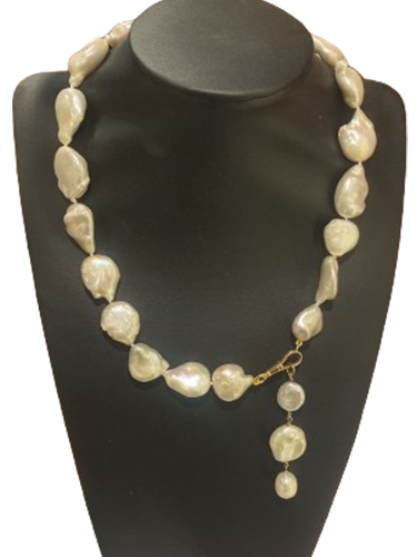 White Necklace with natural stones 003
